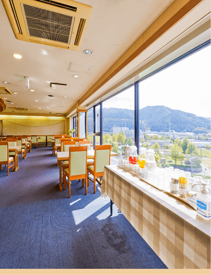 朝食会場