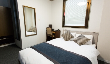 DOUBLE ROOM
